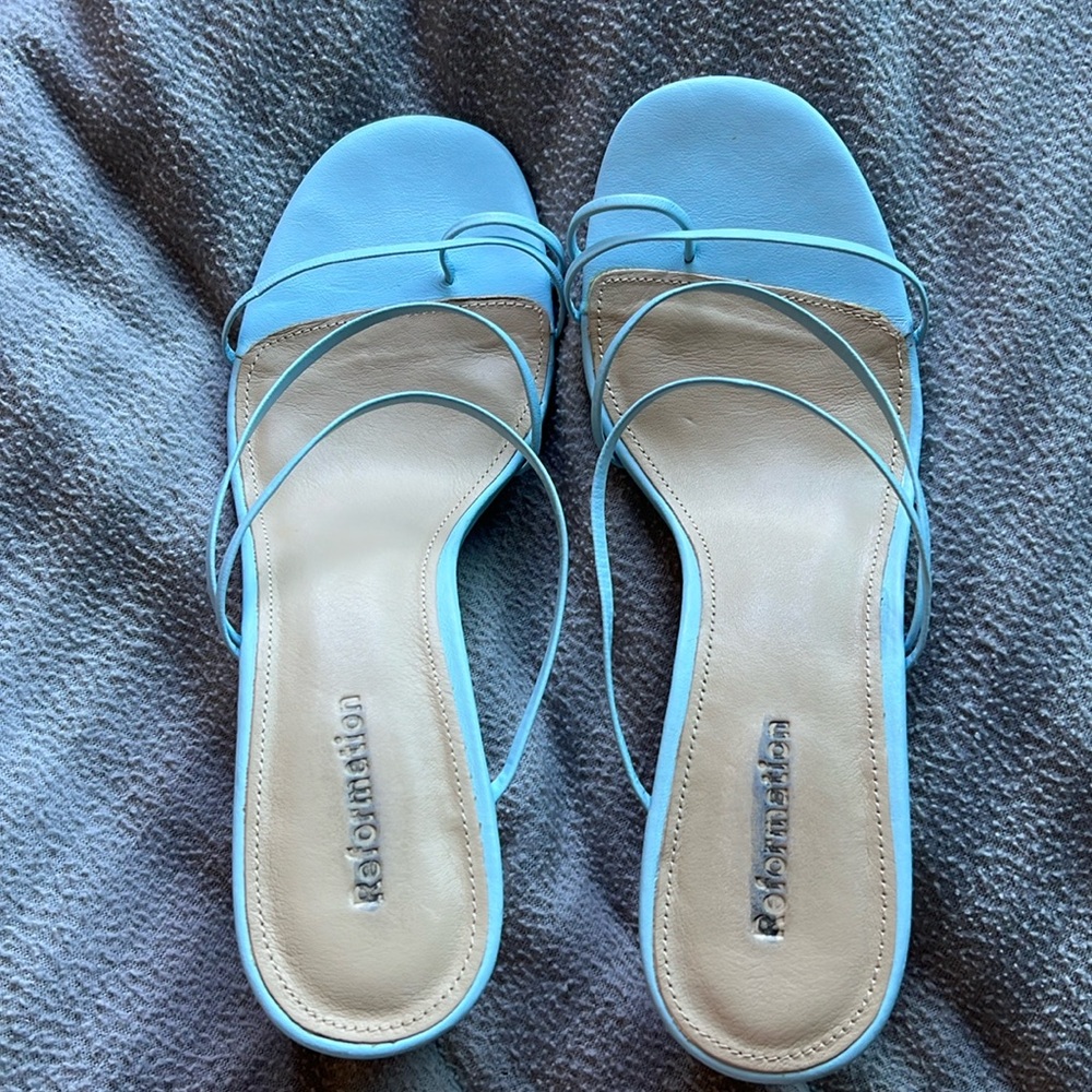 sz 7 Reformation Baby Blue Wooden Heels